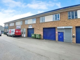 Milford Rd, Reading for lease - Building Photo - Image 2 of 16