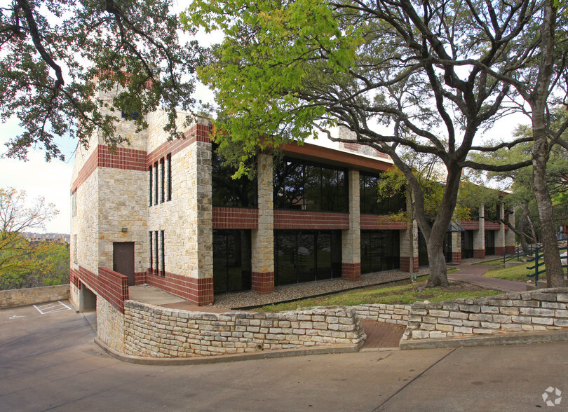 4807 Spicewood Springs Rd, Austin, TX for lease - Building Photo - Image 3 of 34