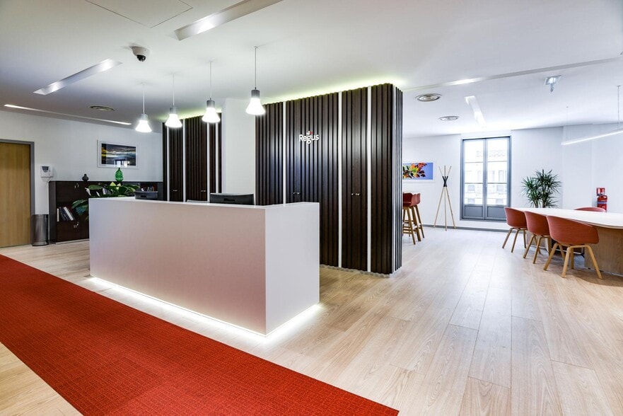 81 Rue De France, Nice for lease - Lobby - Image 3 of 40