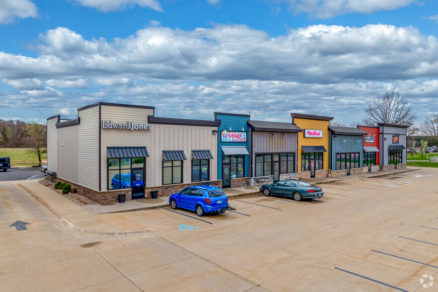 23910-23980 City Center Cir, Mattawan, MI for lease - Building Photo - Image 2 of 5