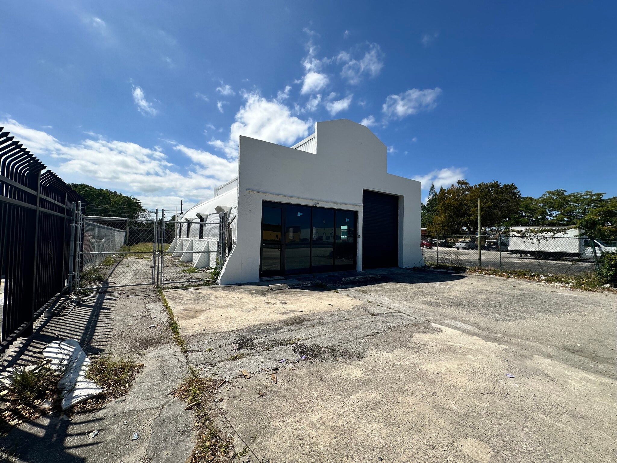 2012 N Dixie Hwy, Hollywood, FL for lease Primary Photo- Image 1 of 15