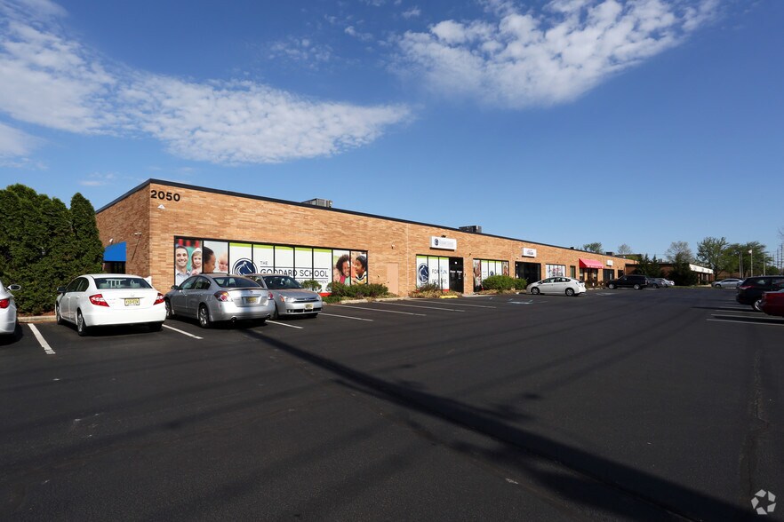 2050 Springdale Rd, Cherry Hill, NJ for lease - Primary Photo - Image 1 of 10