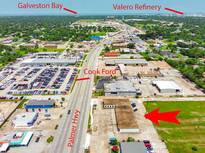 2701-2709 Palmer Hwy, Texas City, TX for sale - Building Photo - Image 2 of 16