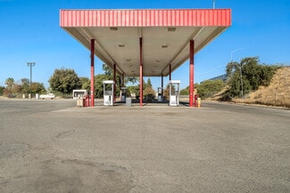 More details for 943 W Westfield Ave, Porterville, CA - Retail for Sale