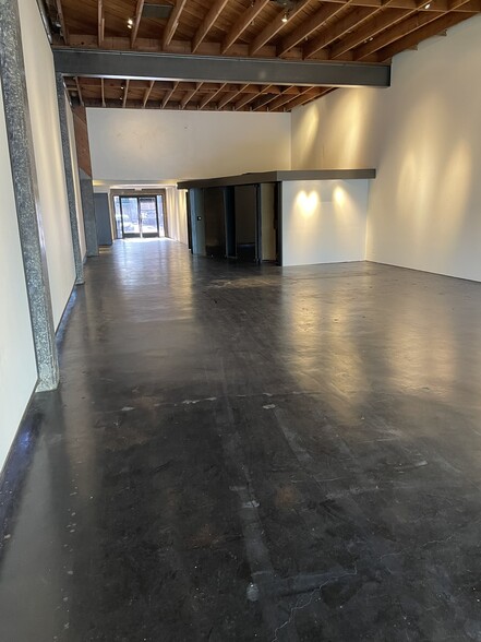 845-855 Santa Cruz Ave, Menlo Park, CA for lease - Interior Photo - Image 2 of 8