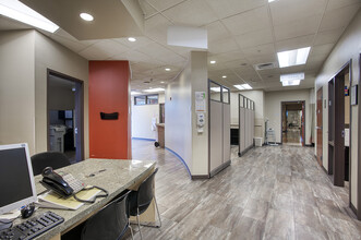 6790 W Thunderbird Rd, Peoria, AZ for lease Interior Photo- Image 2 of 9