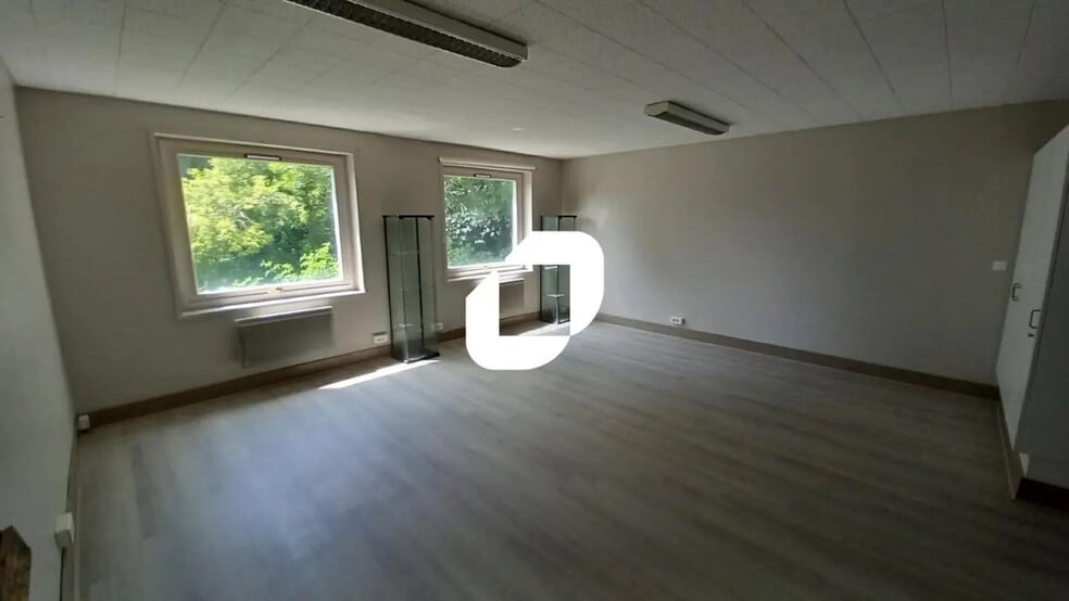 Office in VILLENEUVE-D'ASCQ for sale - Building Photo - Image 1 of 10