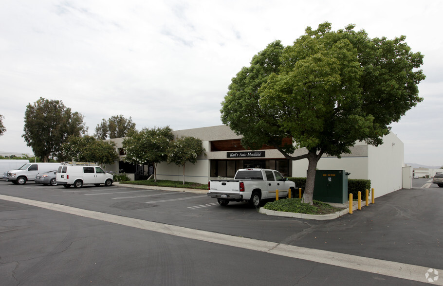 410 Princeland Ct, Corona, CA for lease - Primary Photo - Image 2 of 9