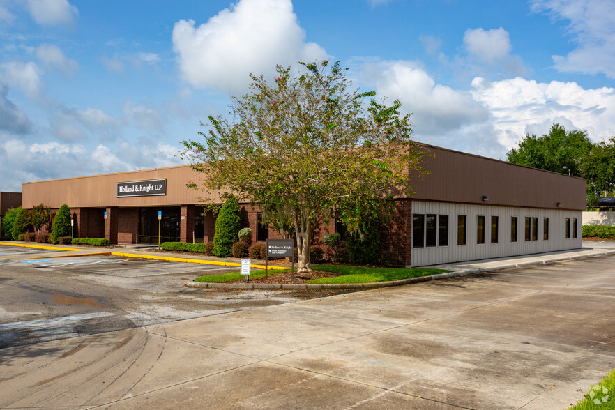 2115 Harden Blvd, Lakeland, FL for lease - Primary Photo - Image 1 of 12