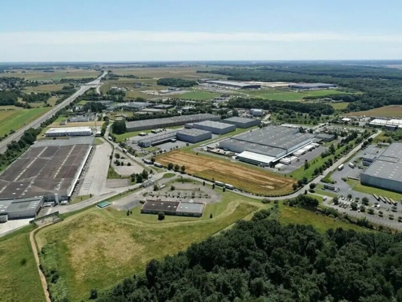 Flex in Rouen for lease - Aerial - Image 3 of 4