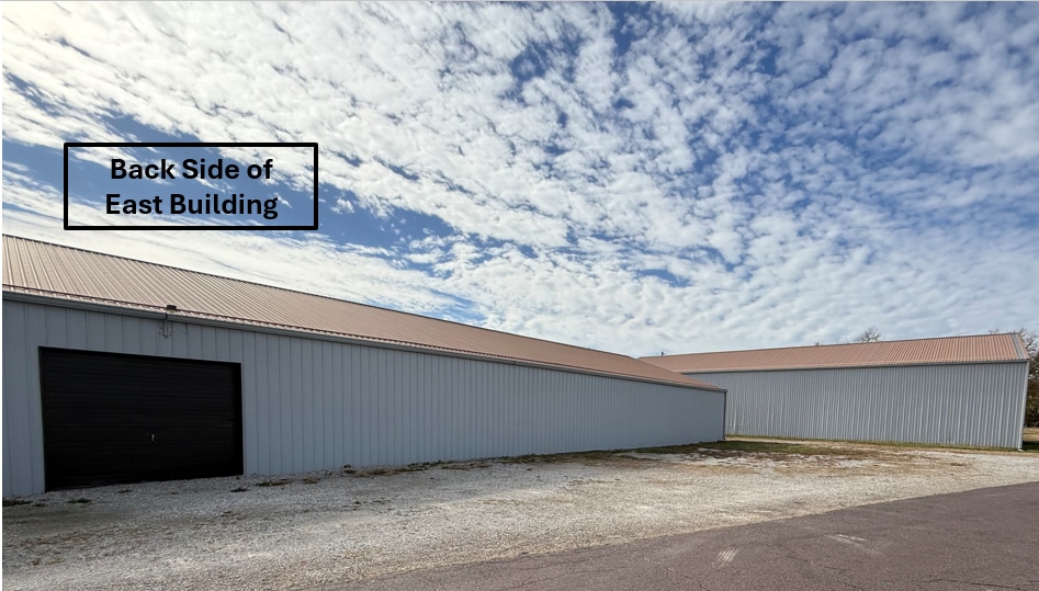 Warehouse/Storage Facility with Land portfolio of 3 properties for sale on LoopNet.com - Building Photo - Image 3 of 7