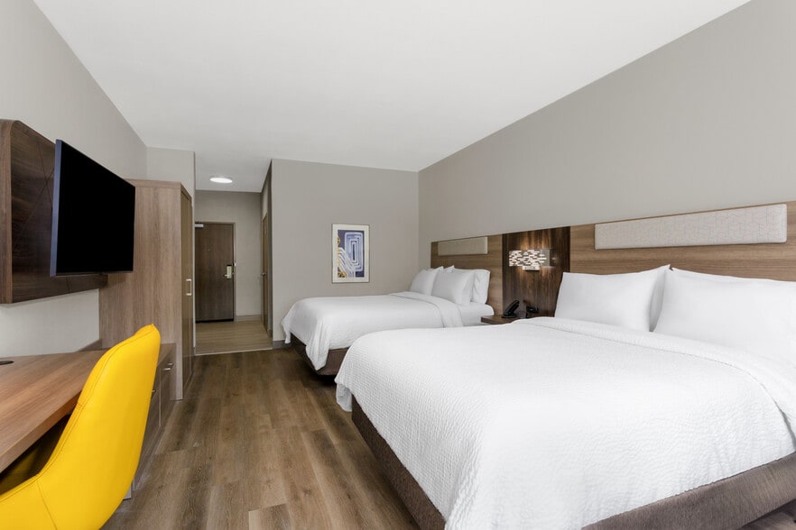 220 Woodlawn Rd, Macclenny, FL for sale - Interior Photo - Image 2 of 32