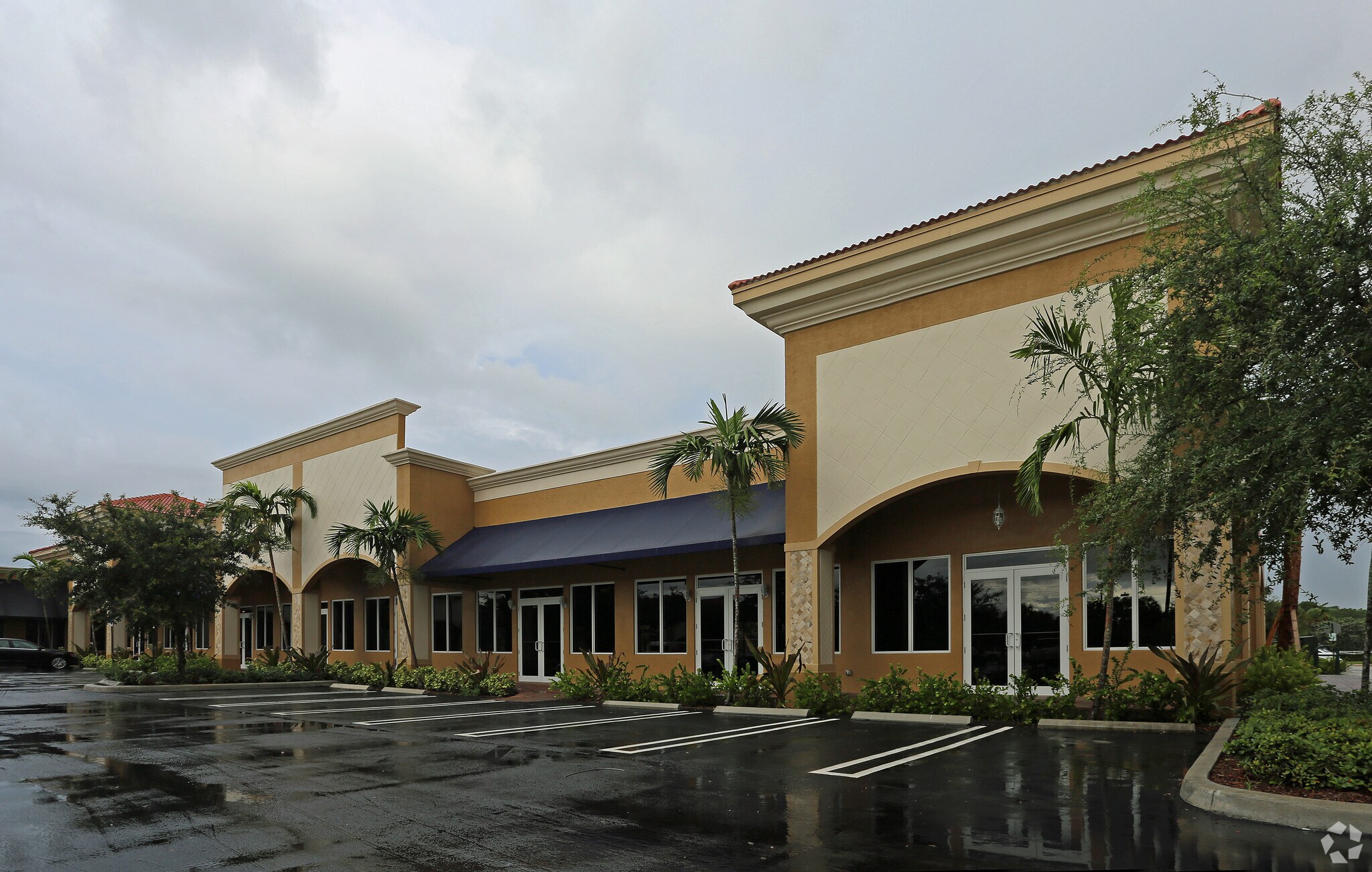 8146 Okeechobee Blvd, West Palm Beach, FL for sale Primary Photo- Image 1 of 1