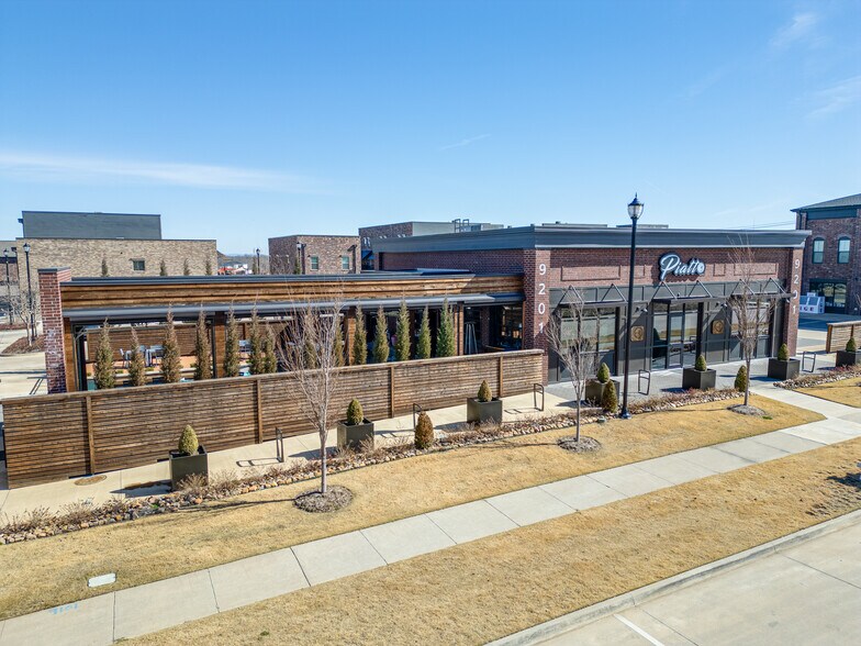 9201 Ra Young Jr Dr, Fort Smith, AR for sale - Building Photo - Image 3 of 6