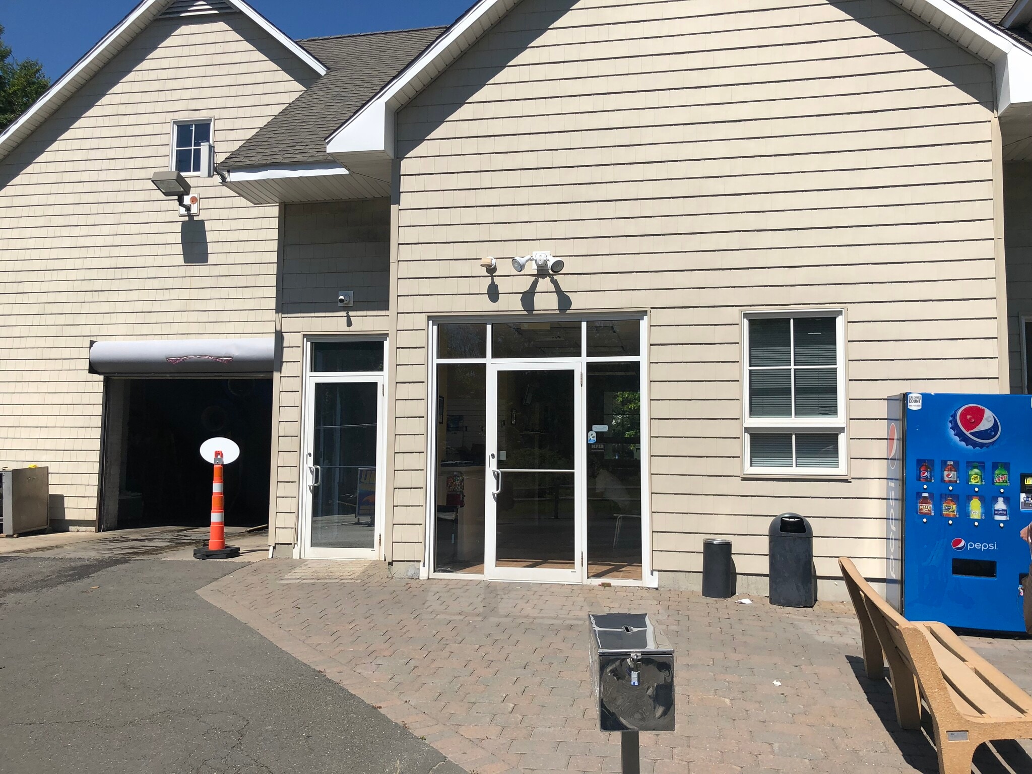 6 Farmingville Rd, Ridgefield, CT for sale Building Photo- Image 1 of 1