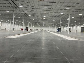 444 Oconee Business Pky, Westminster, SC for lease Interior Photo- Image 2 of 5