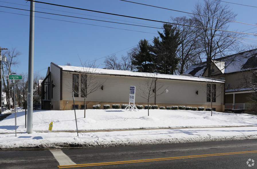 1401 Union St, Schenectady, NY for lease - Building Photo - Image 3 of 23