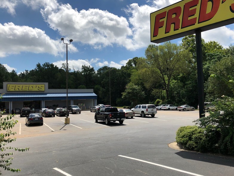 113 N Greer Blvd, Pittsburg, TX for sale - Primary Photo - Image 1 of 1