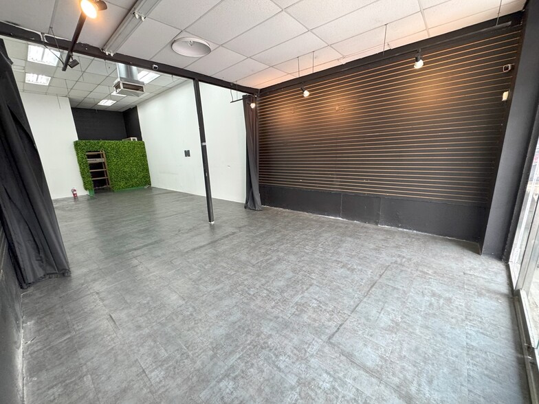 1100-1106 S Los Angeles St, Los Angeles, CA for lease - Building Photo - Image 1 of 14