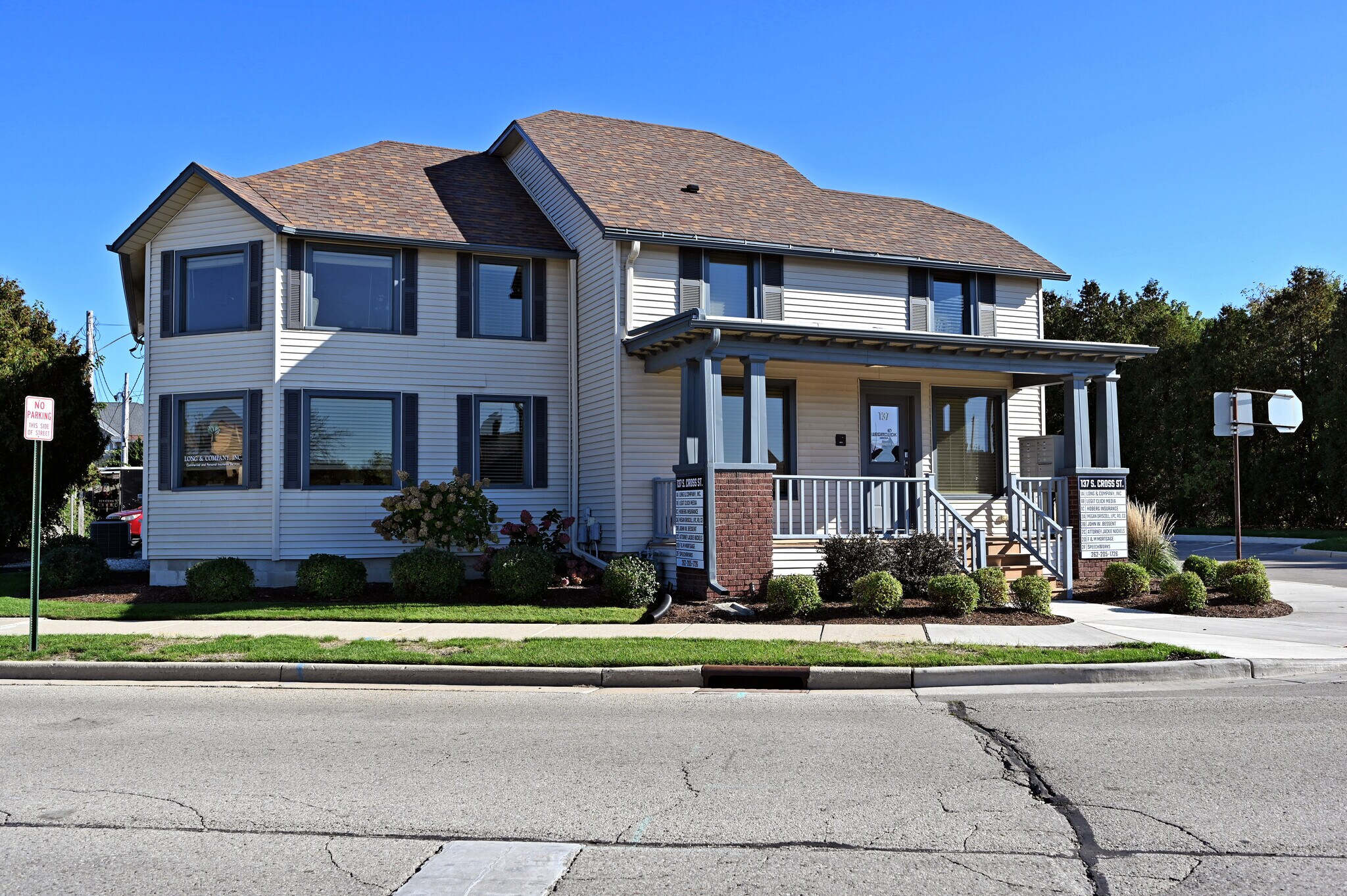 137 S Cross St, Oconomowoc, WI for sale Building Photo- Image 1 of 1