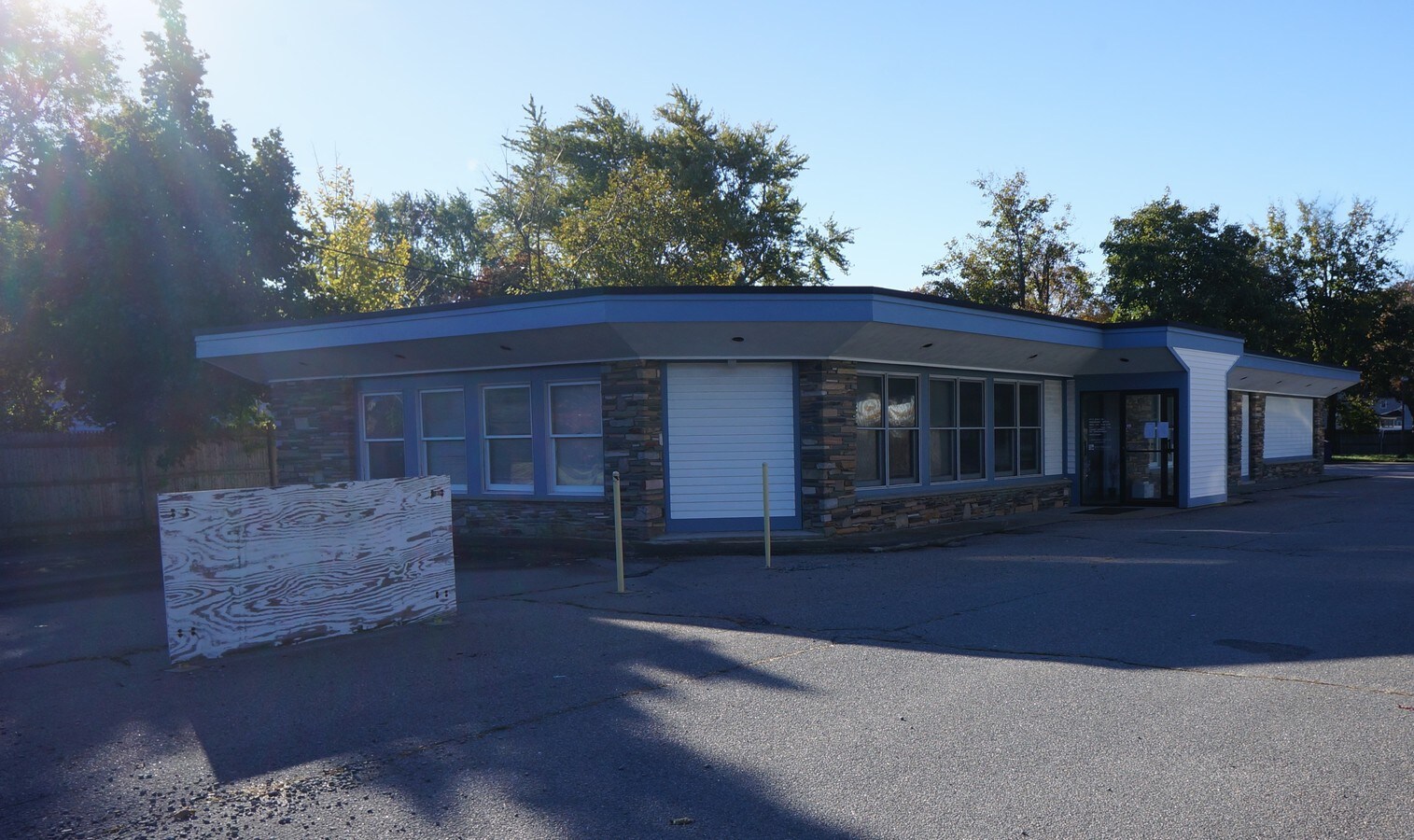 1589 Fall River Ave, Seekonk, MA 02771 Property Record