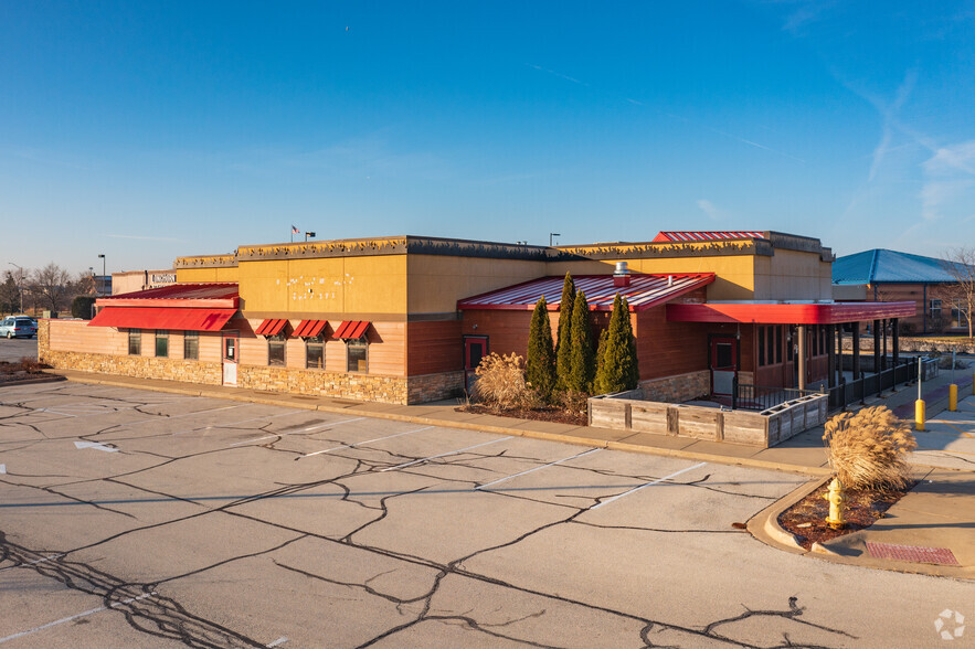 704 N Janes Ave, Bolingbrook, IL for lease - Primary Photo - Image 1 of 9