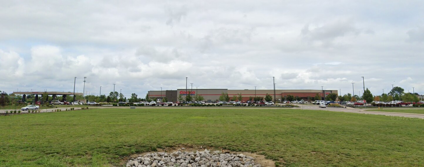 1201 Cross Pointe Pl, Evansville, IN for sale Primary Photo- Image 1 of 1