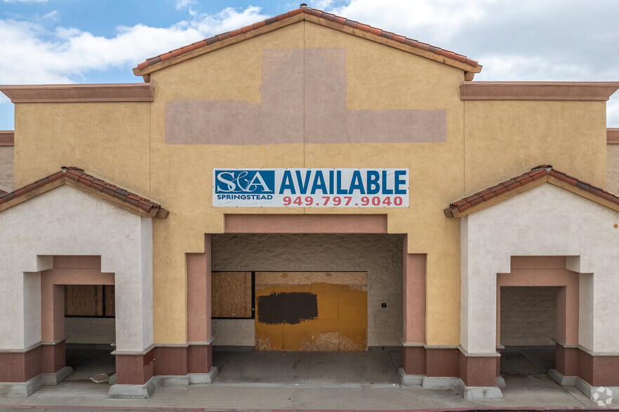 8310 Limonite Ave, Riverside, CA for lease - Building Photo - Image 2 of 6