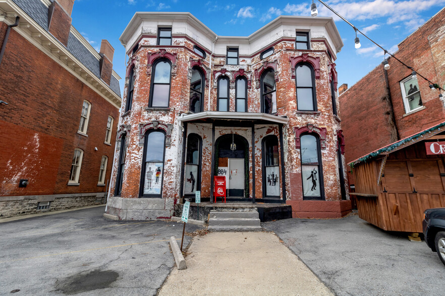 884 Main St, Buffalo, NY for sale - Building Photo - Image 1 of 1