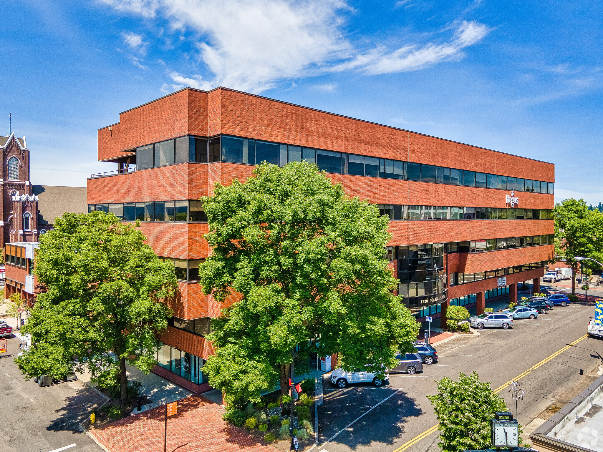 1220 Main St, Vancouver, WA for lease Building Photo- Image 1 of 2