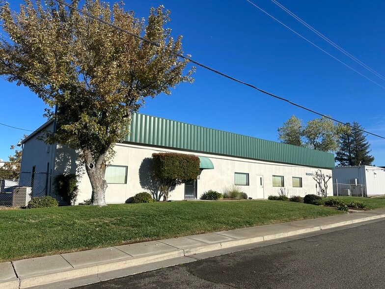 200 Ryan Ave, Chico, CA for sale - Building Photo - Image 3 of 14