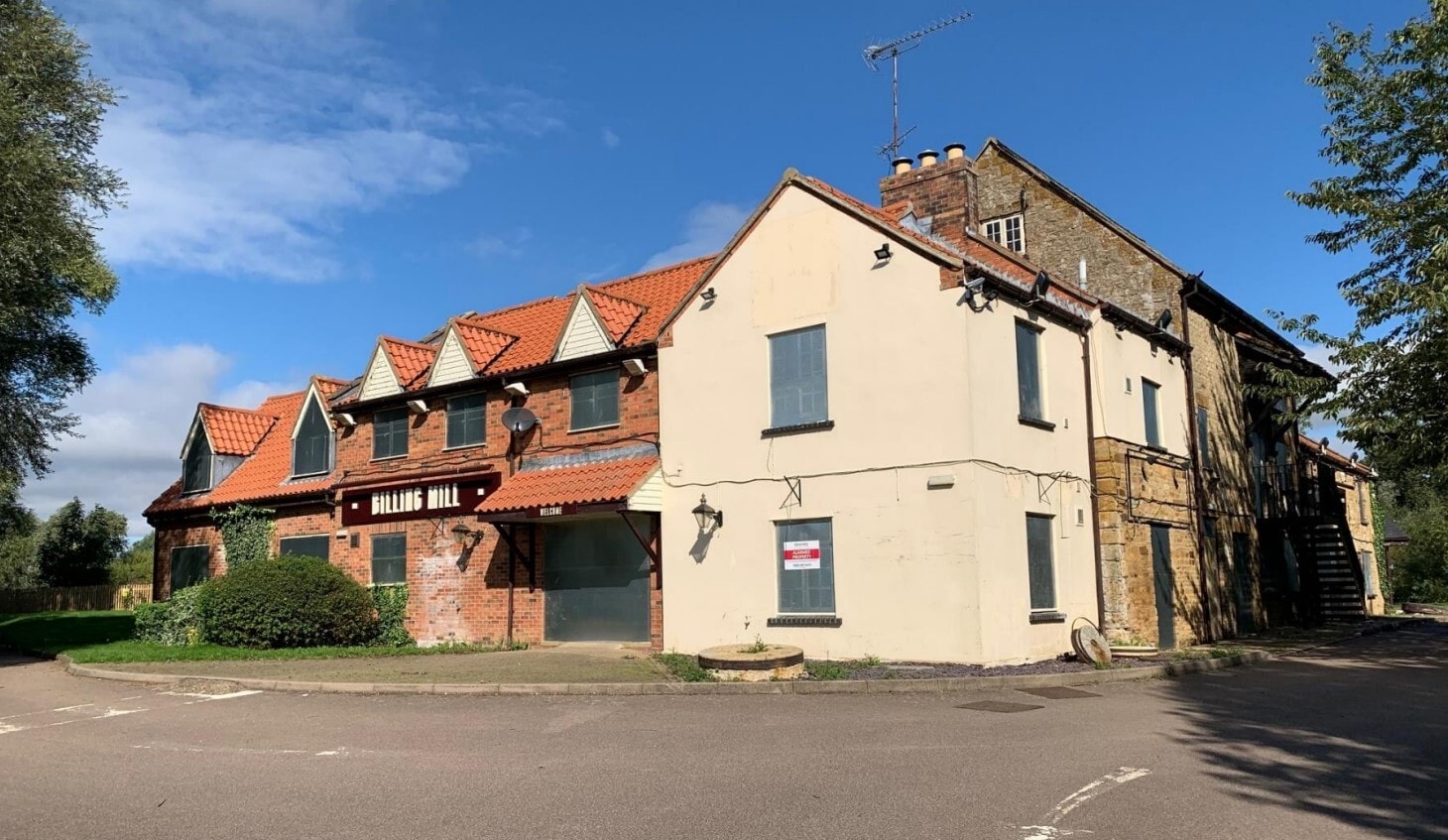 Crow Ln, Northampton for sale Building Photo- Image 1 of 1