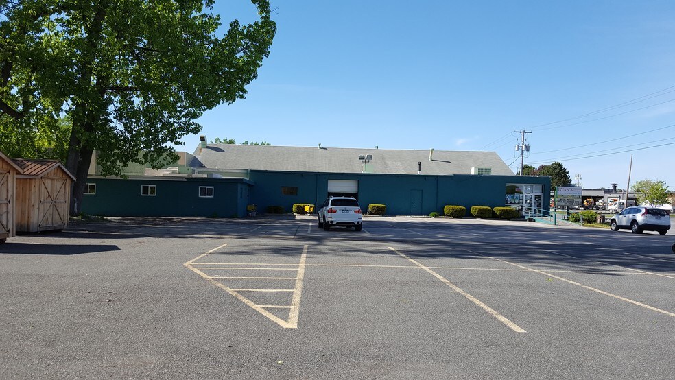 114 Railroad Ave, Albany, NY for sale - Building Photo - Image 1 of 1