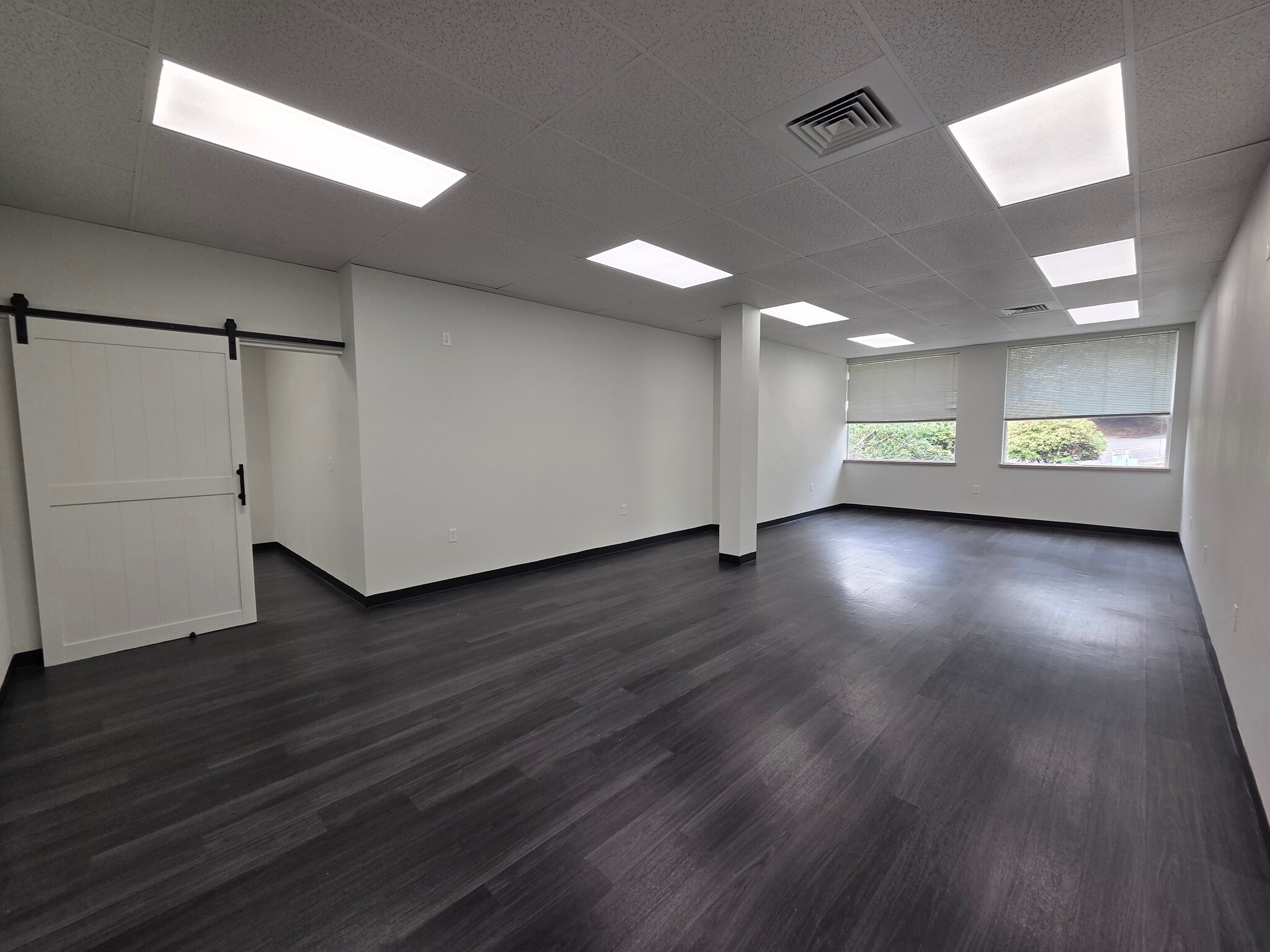 675 Orchard Heights Rd, Salem, OR for lease Interior Photo- Image 1 of 8