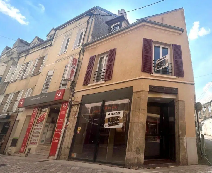 Retail in Meaux for lease - Primary Photo - Image 1 of 1