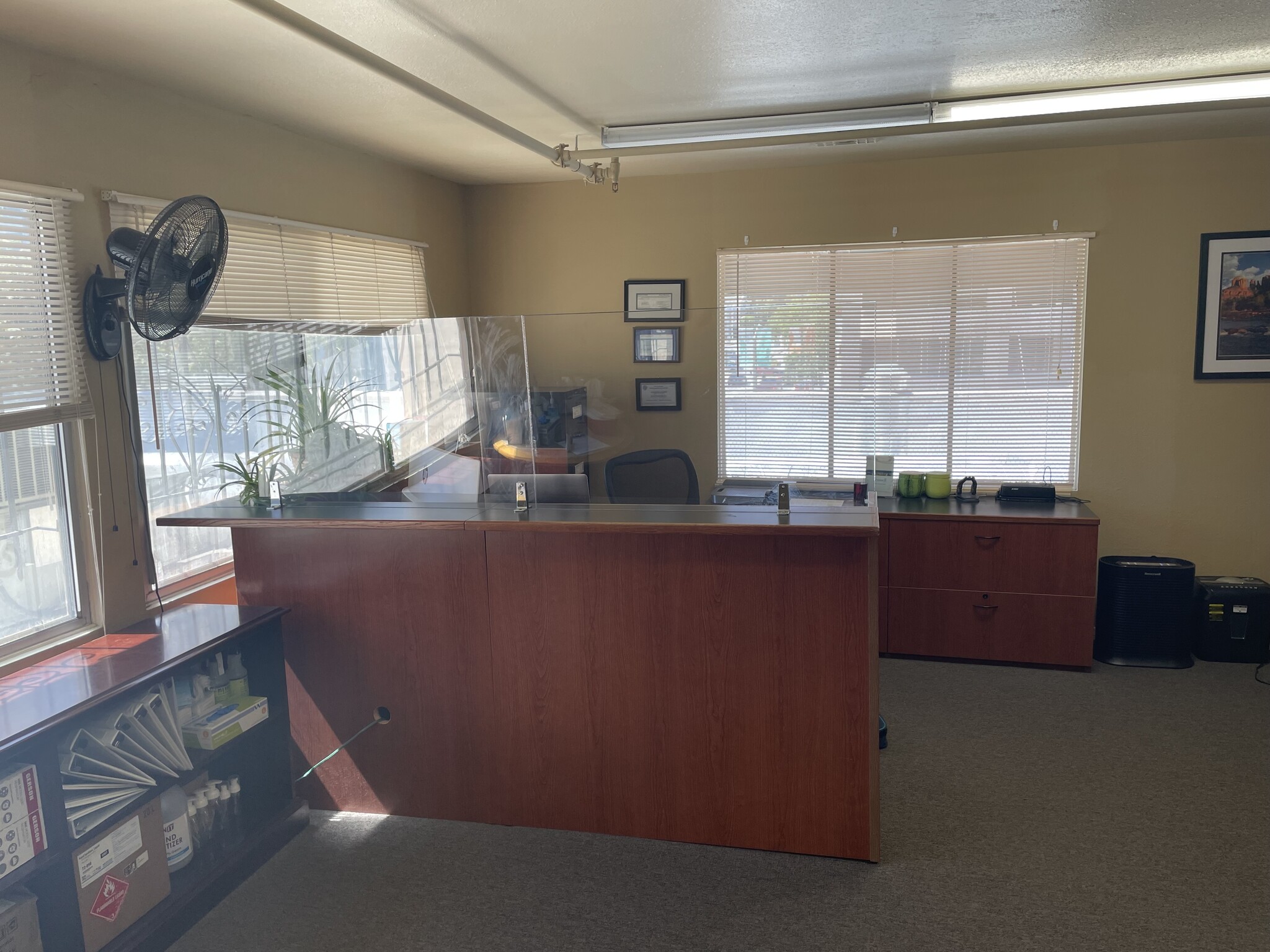 232 N Lake Ave, Pasadena, CA for lease Interior Photo- Image 1 of 4