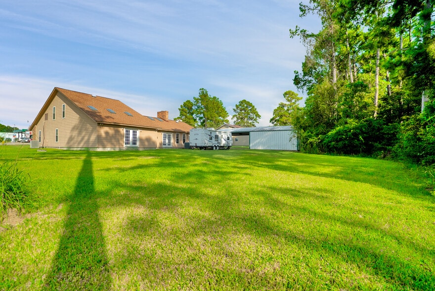 6 Trail Ridge Rd, Huntsville, TX for lease - Building Photo - Image 3 of 53