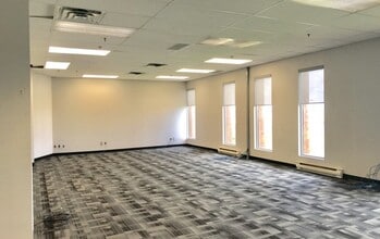 490 Boul Saint-Joseph, Gatineau, QC for lease Interior Photo- Image 2 of 3