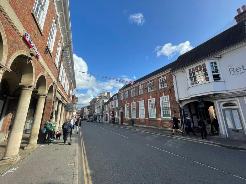 33 The Borough, Farnham for lease - Building Photo - Image 1 of 3