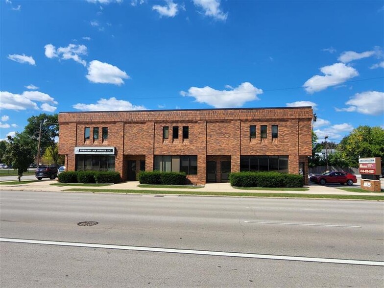 1025 S 108th St, Milwaukee, WI for lease - Building Photo - Image 1 of 3