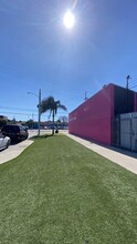 5351 W Adams Blvd, Los Angeles, CA for lease Building Photo- Image 2 of 7