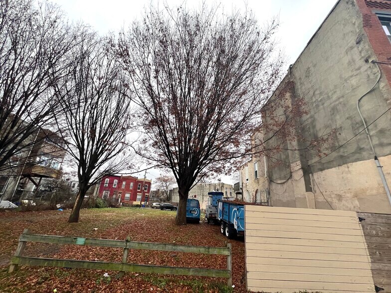 3CMX2 Zone vacant land Philadelphia, PA for Sale