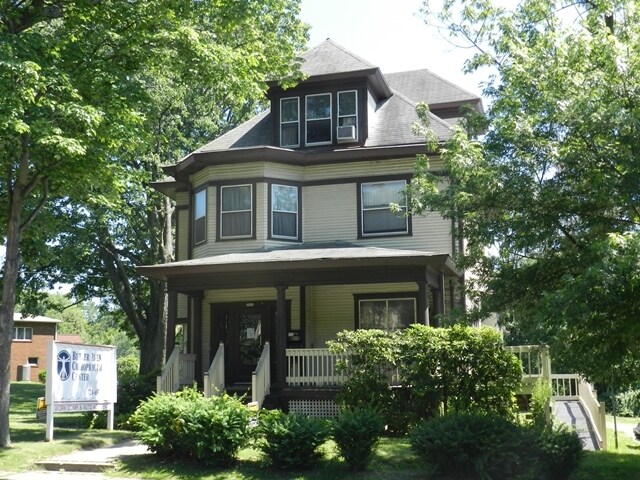 1004 Butler Ave, New Castle, PA for sale Primary Photo- Image 1 of 1