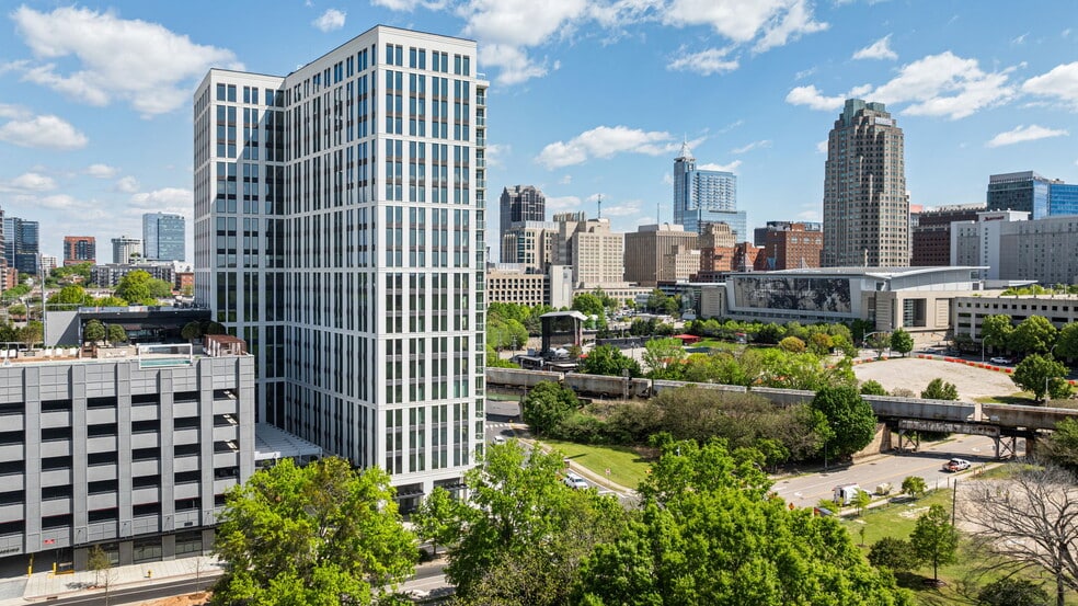 319 W Lenoir St, Raleigh, NC for lease - Building Photo - Image 2 of 12