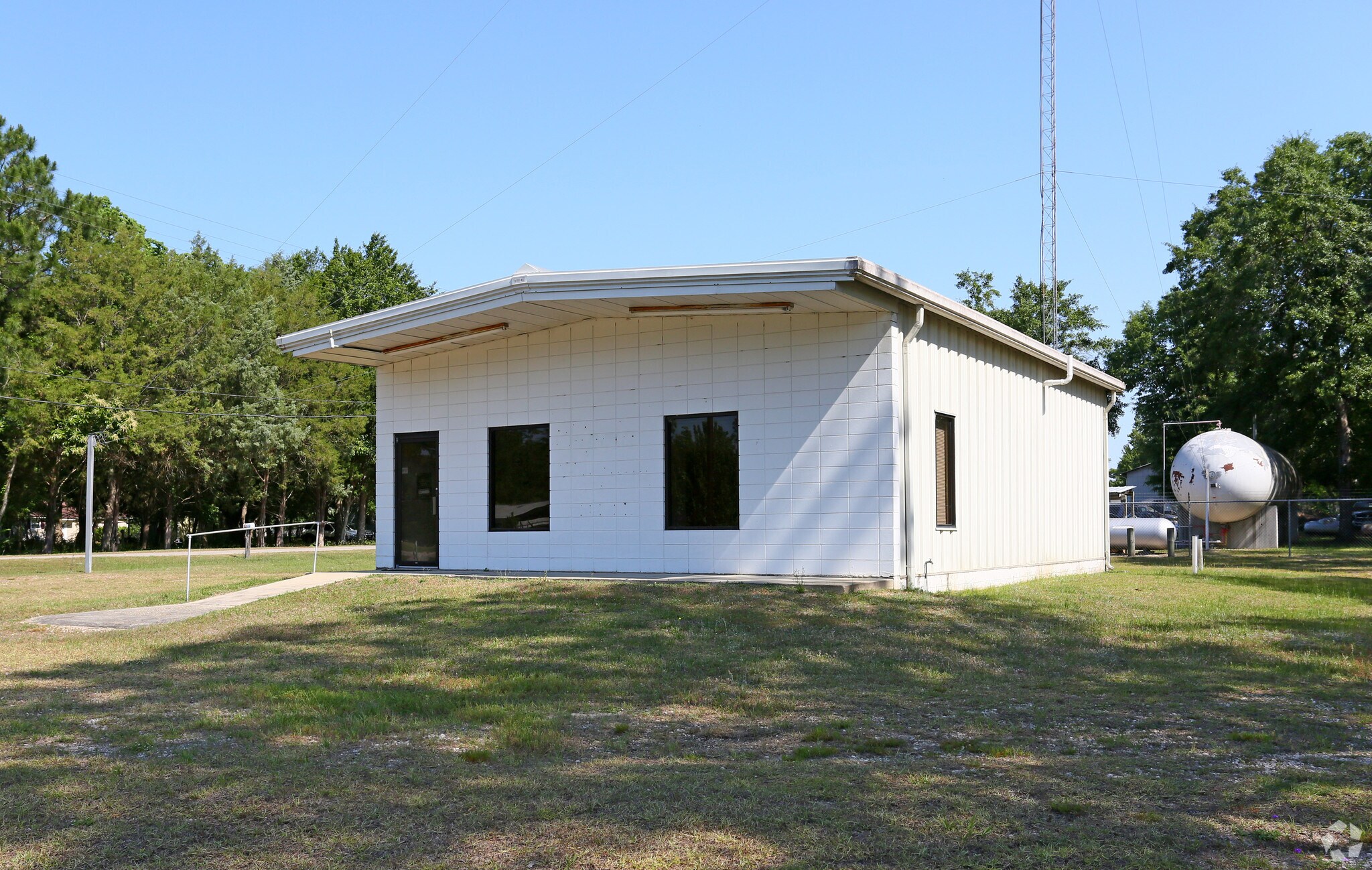16837 NW 22nd St, Blountstown, FL for sale Primary Photo- Image 1 of 1