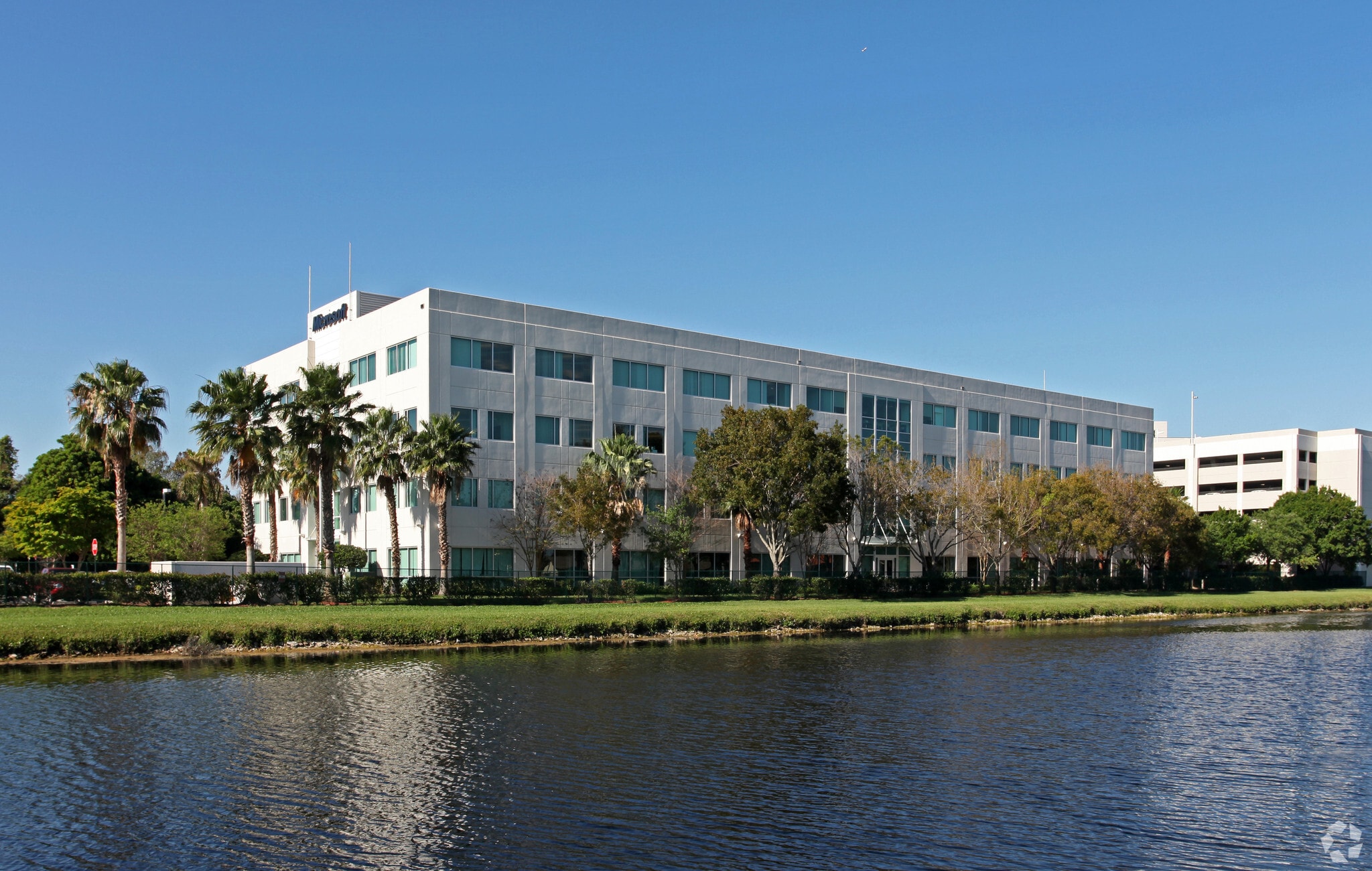 6750 N Andrews Ave, Fort Lauderdale, FL for lease Building Photo- Image 1 of 17