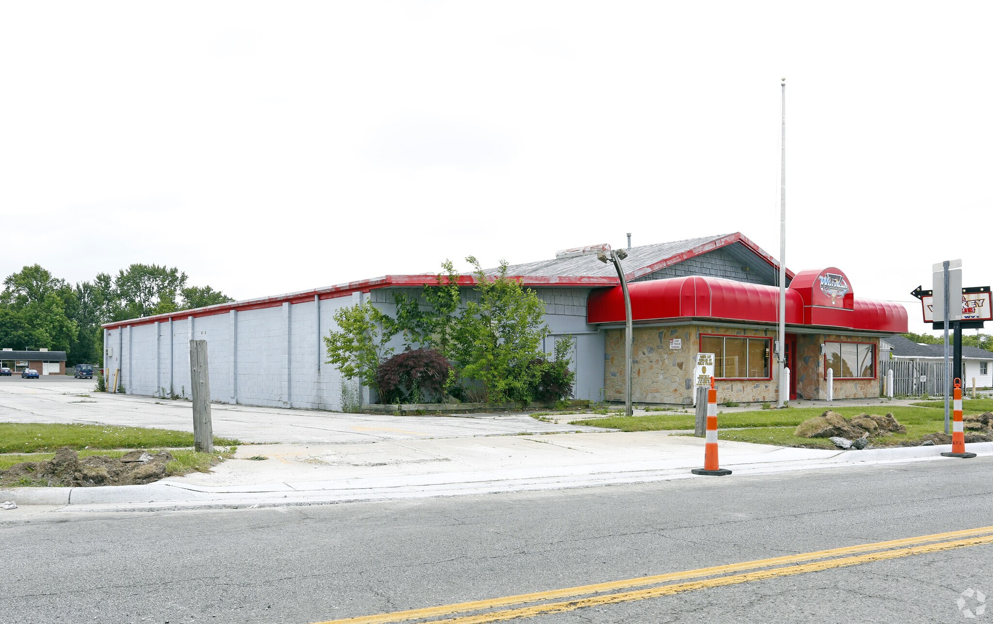 1101 W Main Cross St, Findlay, OH for sale Primary Photo- Image 1 of 1