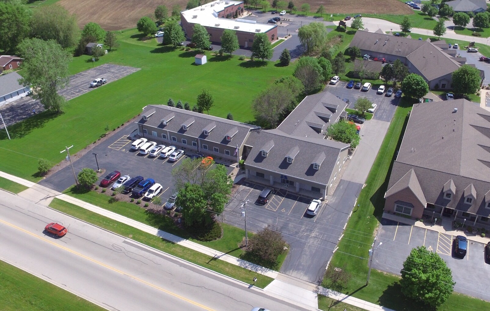 2064 Allouez Ave, Green Bay, WI for sale Primary Photo- Image 1 of 1