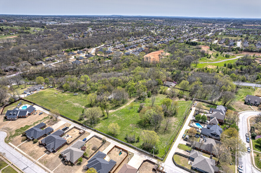 2904 SW 2nd St, Bentonville, AR for sale - Aerial - Image 3 of 19