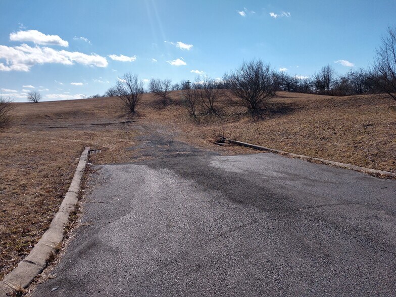 State Highway 6, Slate Hill, NY for sale - Building Photo - Image 1 of 1